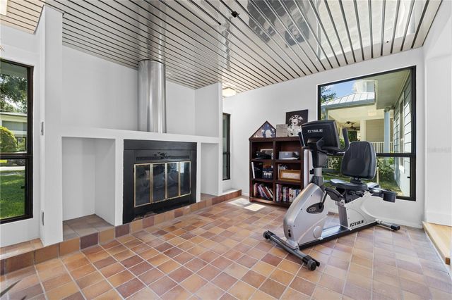 932 N HYER AVENUE, Orlando, FL 32803