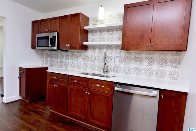 2019 HOLLINS DRIVE, Birmingham, AL 35205