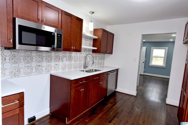 2019 HOLLINS DRIVE, Birmingham, AL 35205