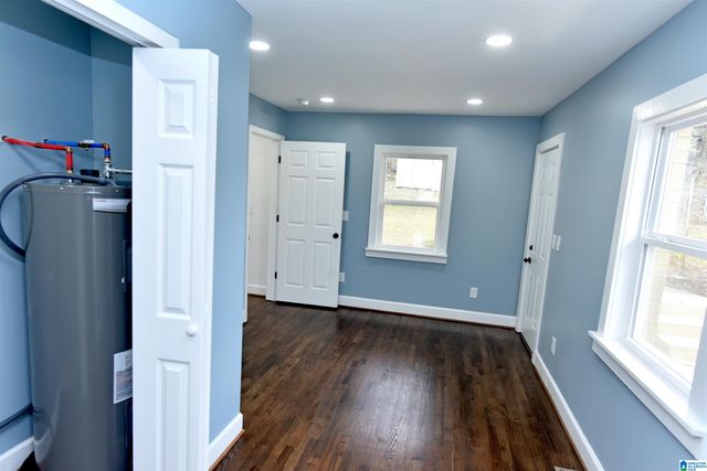 2019 HOLLINS DRIVE, Birmingham, AL 35205