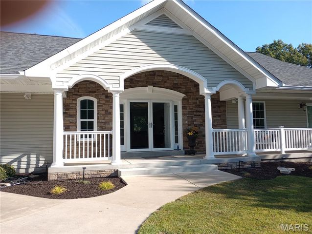 5753 Forest Drive, Hillsboro, MO 63050