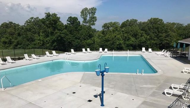 5753 Forest Drive, Hillsboro, MO 63050