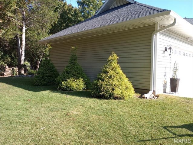 5753 Forest Drive, Hillsboro, MO 63050