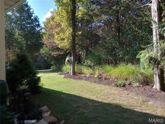 5753 Forest Drive, Hillsboro, MO 63050