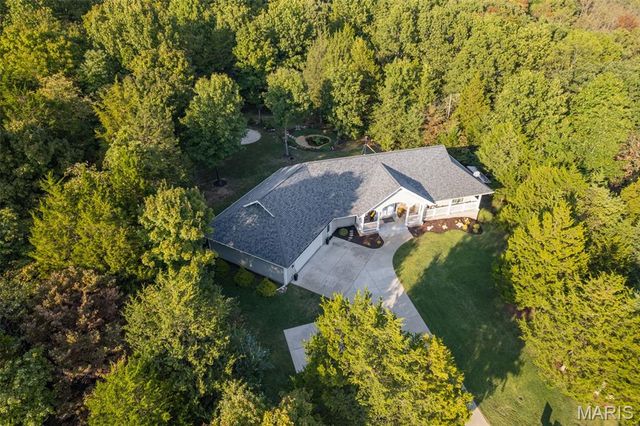 5753 Forest Drive, Hillsboro, MO 63050