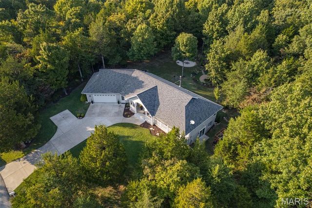 5753 Forest Drive, Hillsboro, MO 63050