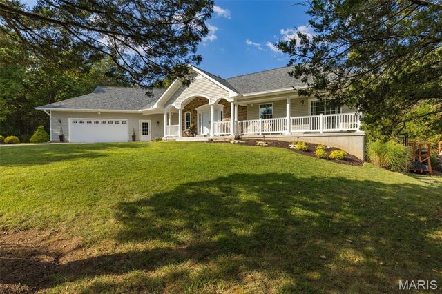 5753 Forest Drive, Hillsboro, MO 63050