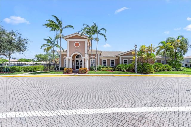 9052 Plymouth Place 9052, Tamarac, FL 33321
