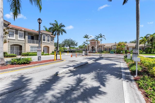 9052 Plymouth Place 9052, Tamarac, FL 33321