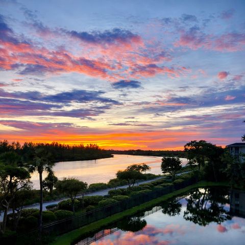 8814 S Sea Oaks Way 304, Vero Beach, FL 32963