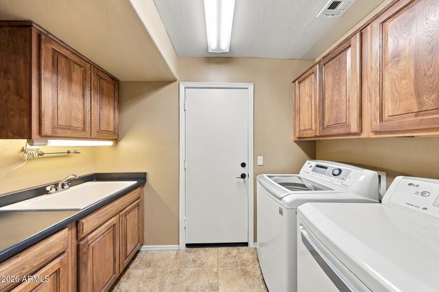 6330 W BIG OAK Street, Phoenix, AZ 85083