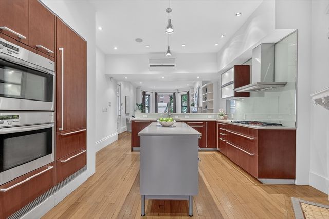 37 Bay State 3, Boston, MA 02215