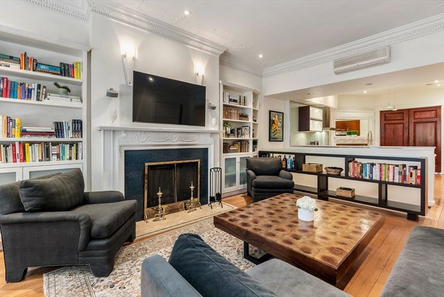 37 Bay State 3, Boston, MA 02215