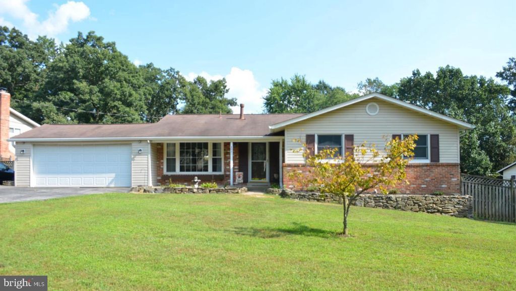6901 FITZPATRICK DR, Laurel, MD 20707