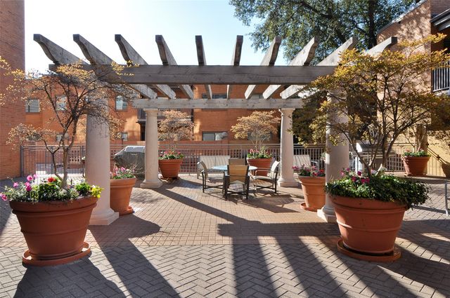 4242 Lomo Alto Drive N71, Highland Park, TX 75219