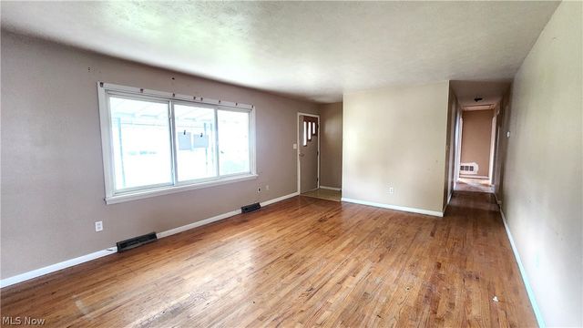 7731 Southland Drive, Mentor On The Lake, OH 44060
