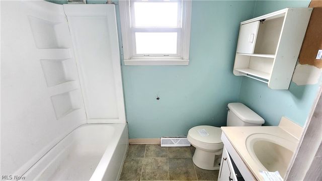 7731 Southland Drive, Mentor On The Lake, OH 44060
