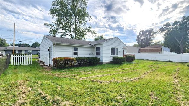 7731 Southland Drive, Mentor On The Lake, OH 44060