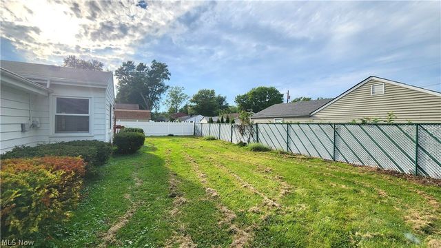 7731 Southland Drive, Mentor On The Lake, OH 44060