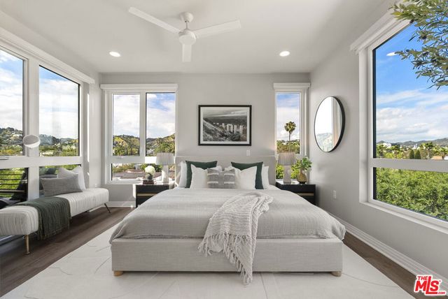 7428 Santa Monica Boulevard 301, West Hollywood, CA 90046