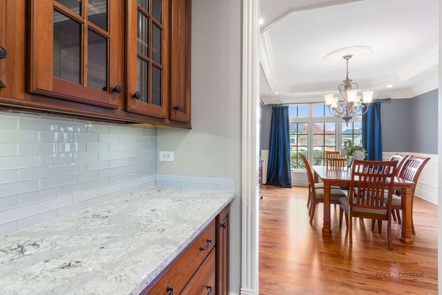 37W209 Deer Pond Court, St. Charles, IL 60175