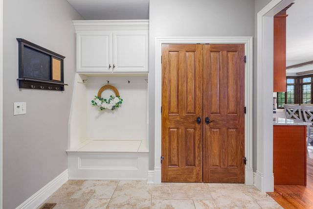 37W209 Deer Pond Court, St. Charles, IL 60175