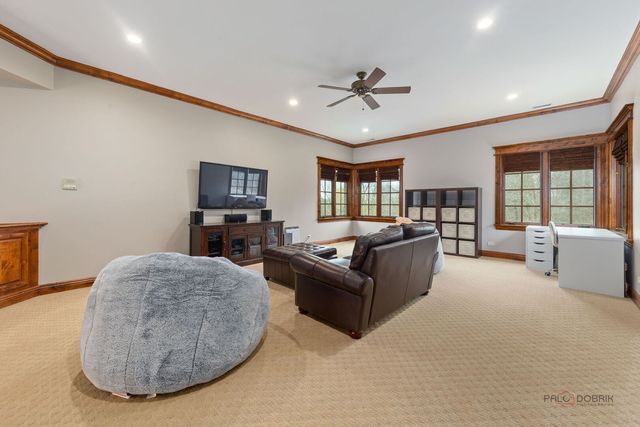 37W209 Deer Pond Court, St. Charles, IL 60175