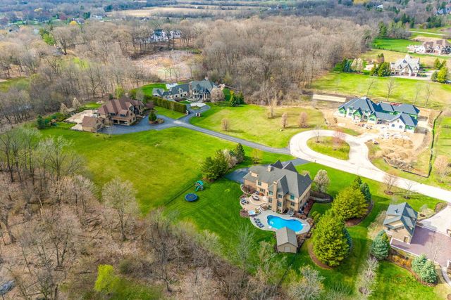 37W209 Deer Pond Court, St. Charles, IL 60175