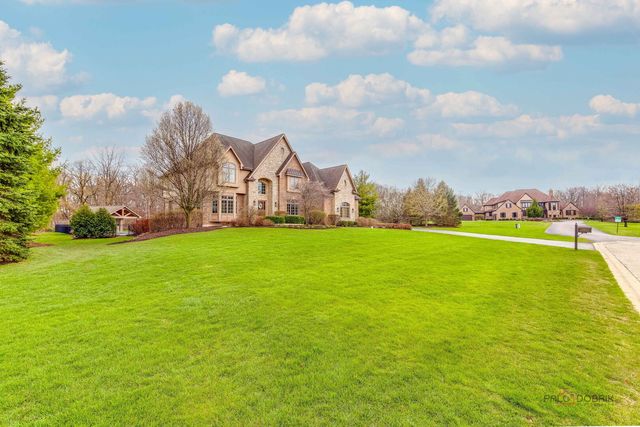 37W209 Deer Pond Court, St. Charles, IL 60175
