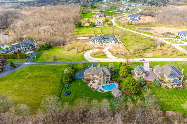 37W209 Deer Pond Court, St. Charles, IL 60175