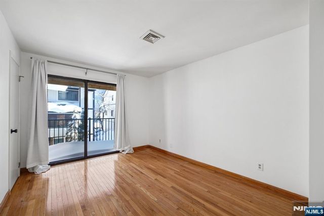 1491 John Street 10, Fort Lee, NJ 07024