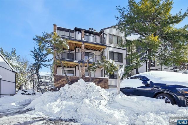 1491 John Street 10, Fort Lee, NJ 07024