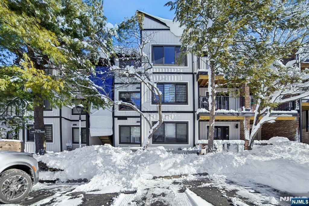 1491 John Street 10, Fort Lee, NJ 07024