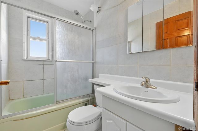 69-20 199th Street, Fresh Meadows, NY 11365