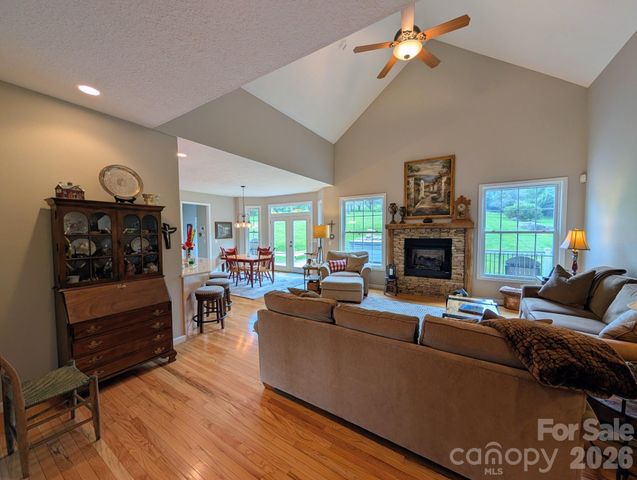 96 Buckeye Branch Drive, Clyde, NC 28721