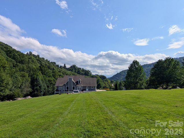 96 Buckeye Branch Drive, Clyde, NC 28721