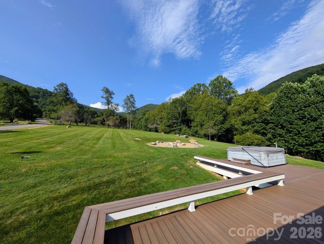 96 Buckeye Branch Drive, Clyde, NC 28721