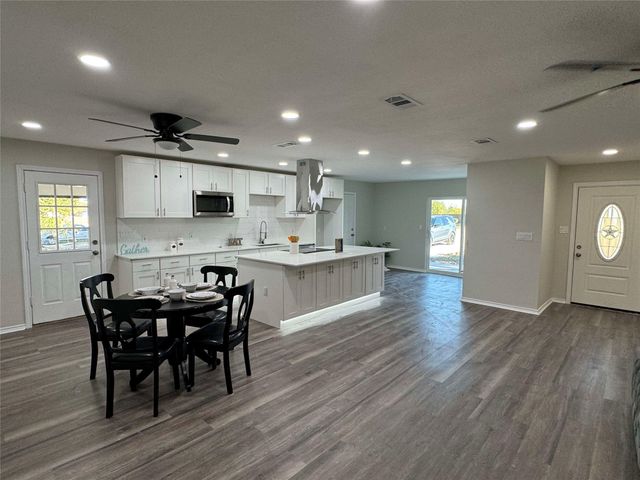 9876 Kathy Lynn Place, Quinlan, TX 75474
