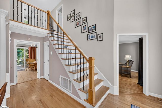 18 Middlecreek Way, Greenville, SC 29607