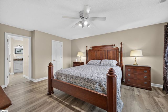 18 Middlecreek Way, Greenville, SC 29607