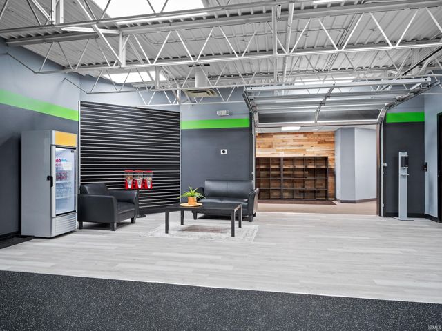 215 E Van Buren Street, Columbia City, IN 46725