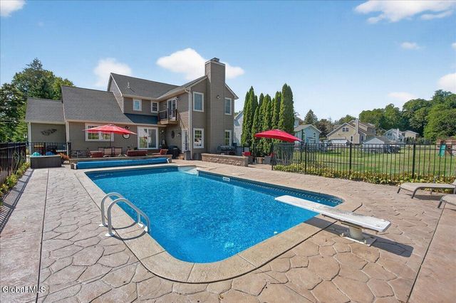 116 Charlton Road, Glenville, NY 12019