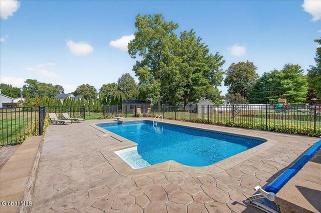 116 Charlton Road, Glenville, NY 12019