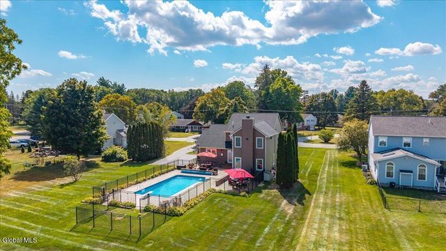 116 Charlton Road, Glenville, NY 12019