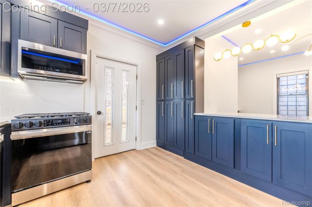 2623 Fairview Street, Detroit, MI 48214