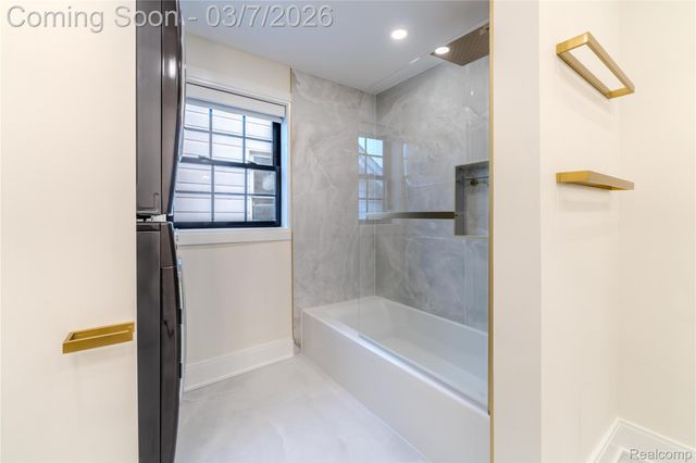 2623 Fairview Street, Detroit, MI 48214