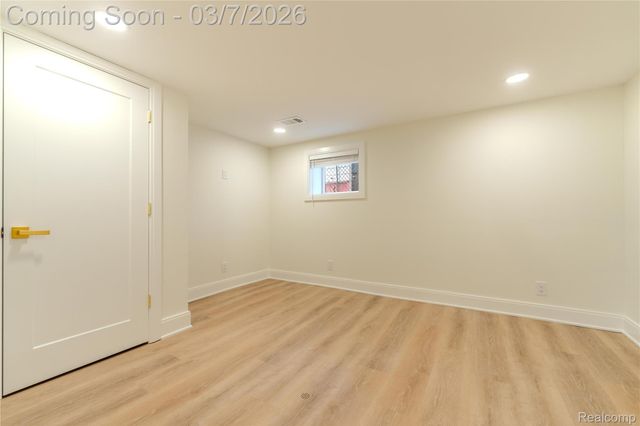 2623 Fairview Street, Detroit, MI 48214