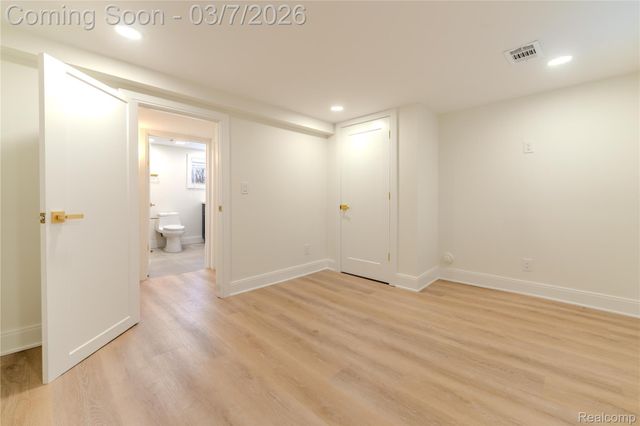 2623 Fairview Street, Detroit, MI 48214