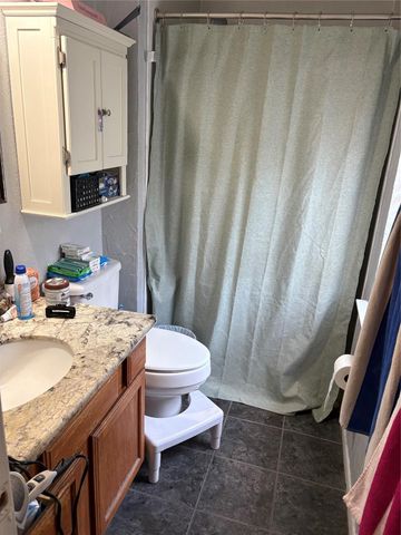 9631 Oldenburg Lane, Houston, TX 77065