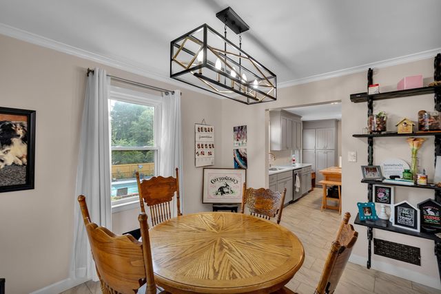 1010 Seven Springs Road, Spartanburg, SC 29307